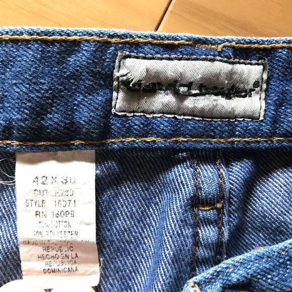 David Taylor Men's Jeans: Vintage Loose Fit Blue Jeans, Size 42x30 - Picture 4 of 10